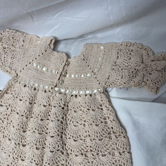 Vintage Handmade Crocheted Baby Christening Gown. - Picture 8 of 8